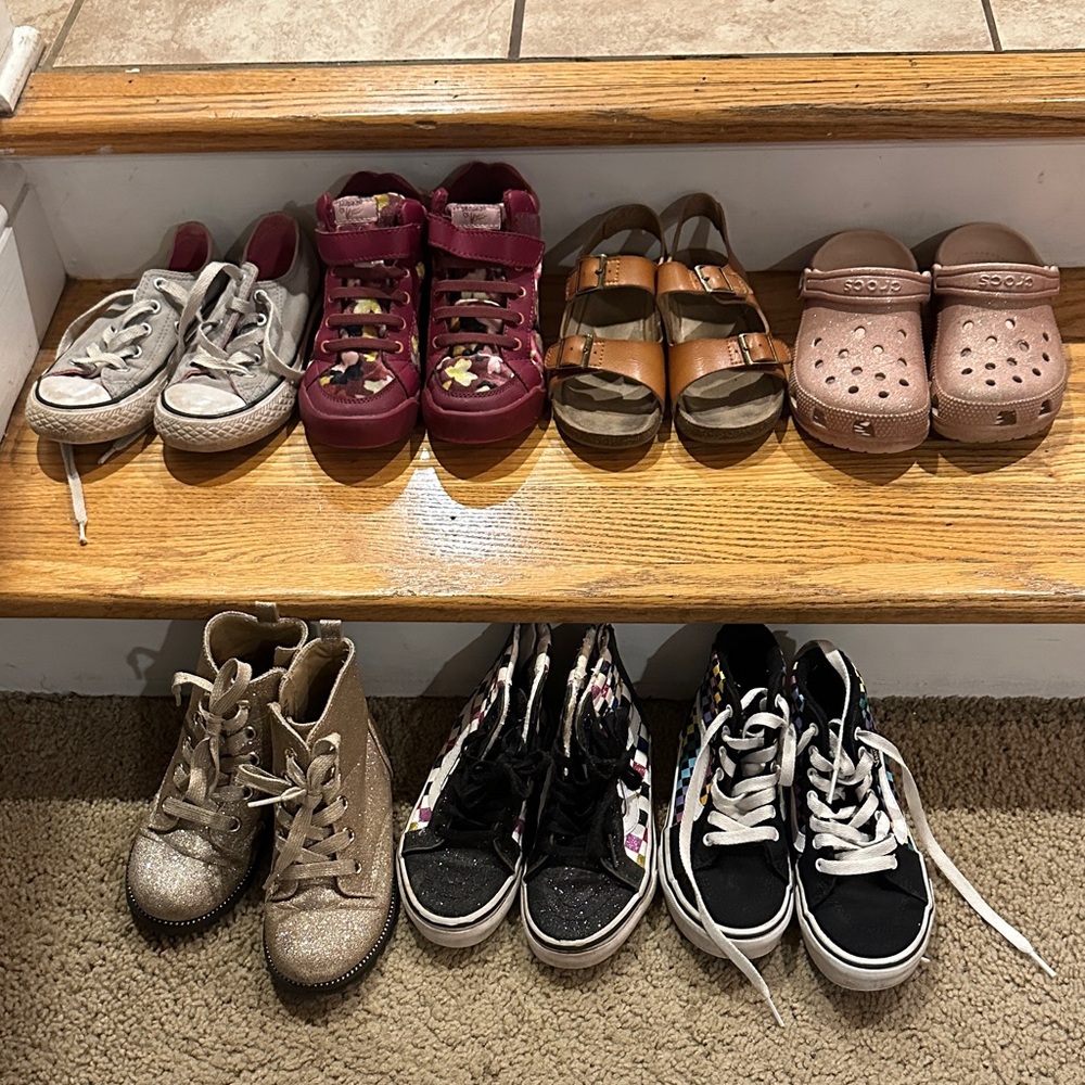 Size 11 -7 PAIRS - LOT BUNDLE - Kids' Assorted Footwear - Vans! Converse! Crocs!